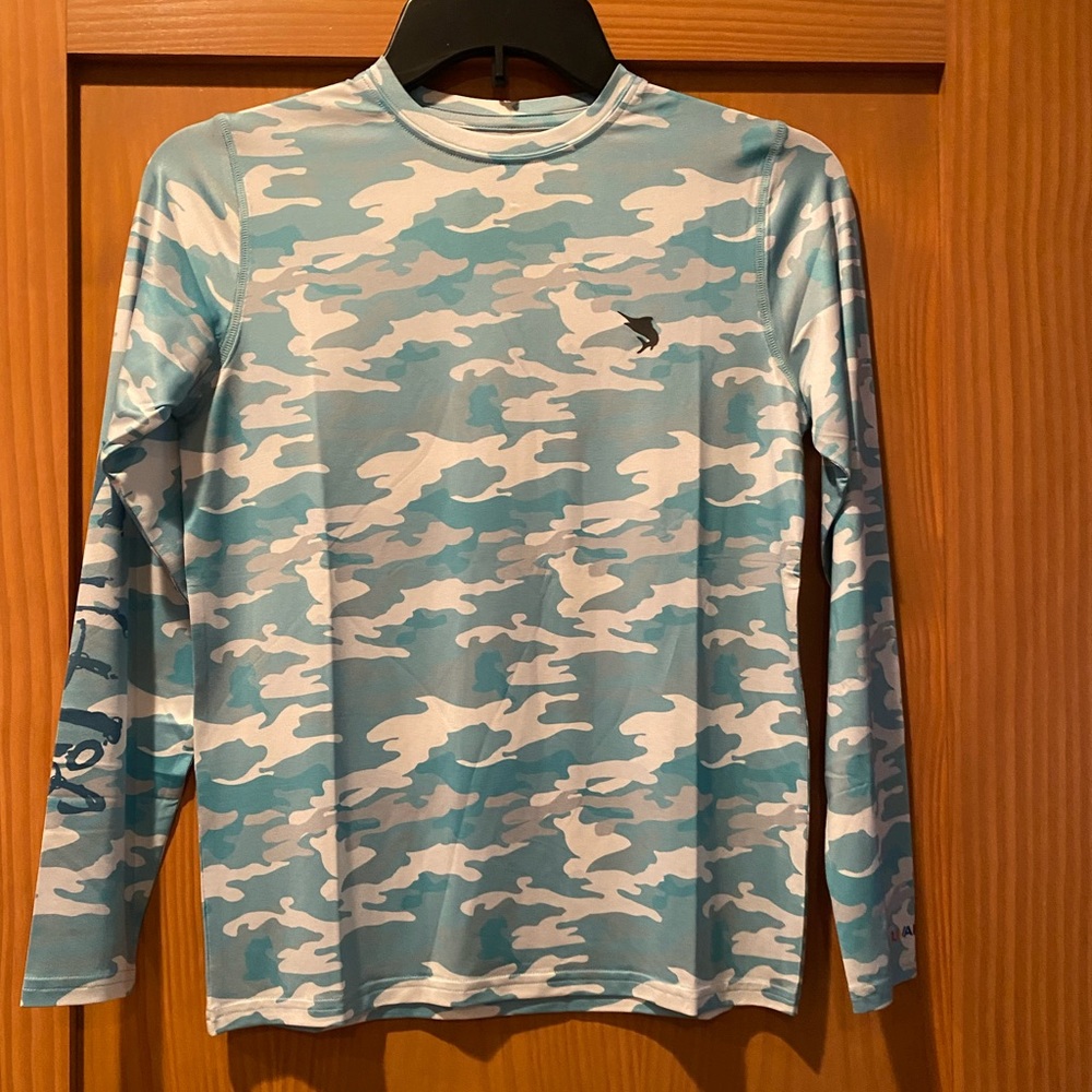Salt Life Boy’s Turquoise/Gray Camo SLX (Drifit)  Long Sleeve Shirt NWT Size S